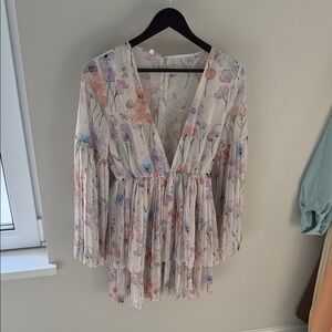 Floral V-Neck Pleated Dress